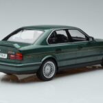 BMW Alpina B10 4.6 E34 Vert MCG 1:18