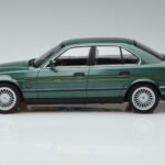 BMW Alpina B10 4.6 E34 Vert MCG 1:18