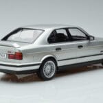 BMW Alpina B10 4.6 E34 Argent MCG 1:18
