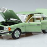 Mercedes 200 W123 Vert Norev 1:18