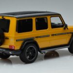 Mercedes G63 AMG W463 Crazy Color Solar Beam Édition Concessionnaire GT Spirit 1:18