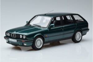 BMW 325i E30 Touring Vert Métallique Norev 1:18