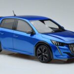 Peugeot Peugeot 208 GT Line Bleu Otto 1:18 1:18 Résine