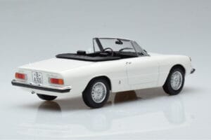 Alfa Romeo 2000 Spider Blanc Norev 1:18 187882 Métal Moulé — image 2 sur 7