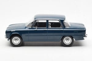 Alfa Romeo Giulia TI Bleu Pétrole Norev 1:18 187971 Métal Moulé — image 3 sur 6