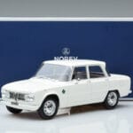 Alfa Romeo Giulia Ti Super Norev 1:18 187970 Métal Moulé - image 6 of 6