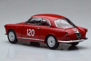 Alfa Romeo Giulietta SV #120 Mille Miglia 1956 Kyosho 1:18 08957A Métal Moulé — image 6 sur 9
