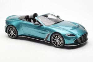 Aston Martin V12 Vantage Roadster Tayos Turquoise Vert GT Spirit 1:18 GT445 Résine — image 4 sur 6