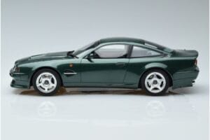 Aston Martin V8 Vantage Le Mans GT Spirit 1:18 GT401 Résine — image 3 sur 6