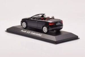 Audi A3 8P Cabriolet Noir Minichamps 1:43 5010803333 Métal Moulé — image 3 sur 4