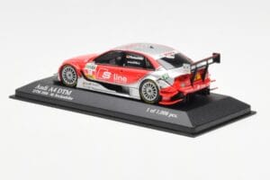 Audi A4 B7 DTM Team Audi Sport Rosberg #18 M. Rockenfeller DTM 2008 Minichamps 1:43 400081718 Métal Moulé — image 3 sur 4