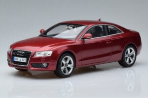 Audi A5 B8 Rouge Grenat Norev 1:18 188352 Métal Moulé