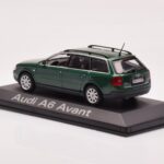 Audi A6 C5 Avant Vert Minichamps 1:43 - image 3 of 4