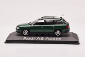 Audi A6 C5 Avant Vert Minichamps 1:43