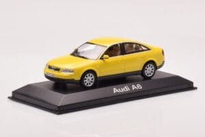 Audi A6 C5 Jaune Minichamps 1:43 IND47004 Métal Moulé — image 2 sur 4