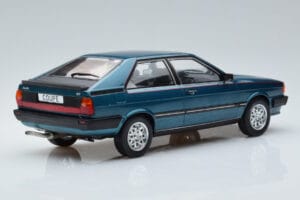 Audi Coupe GT B2 Vert MCG 1:18 MCG18315 Métal Moulé — image 2 sur 6