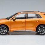 Audi Q3 F3 Orange FAW 1:18 05730Q32019 Métal Moulé - image 4 of 7
