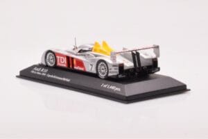 Audi R10 TDI LMP1 #7 R. Capello / T. Kristensen / A. McNish 24 Hours of Le Mans 2006 Minichamps 1:43 400061607 Métal Moulé — image 3 sur 4
