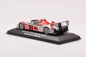 Audi R10 TDI LMP1 #2 F. Biela / E. Pirro / M. Werner 12 Hours of Sebring 2007 Minichamps 1:43 5020700233 Métal Moulé — image 3 sur 4