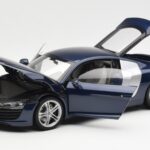 Audi R8 4.2 FSI V8 Bleu Kyosho 1:18 09213BL - image 2 of 8