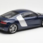Audi R8 4.2 FSI V8 Bleu Kyosho 1:18 09213BL - image 3 of 8