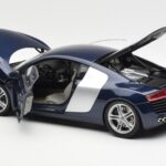 Audi R8 4.2 FSI V8 Bleu Kyosho 1:18 09213BL - image 5 of 8
