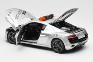 Audi R8 5.2 DTM Safety Car 2010 Kyosho 1:18 09216DTM Métal Moulé — image 5 sur 8