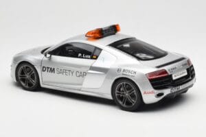 Audi R8 5.2 DTM Safety Car 2010 Kyosho 1:18 09216DTM Métal Moulé — image 7 sur 8