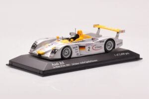 Audi R8 Infineon #2 L. Aiello / R. Capello / Pescatori 2nd Place 24 Hours of Le Mans 2001 Minichamps 1:43 400011202 Métal Mou — image 2 sur 4
