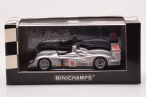 Audi R8 #9 M. Salo / Kane / McCarthy Sebring 12 Hours 2003 Minichamps 1:43 400031399 Métal Moulé — image 4 sur 4