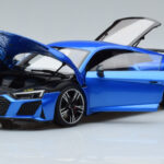 Audi R8 Performance Bleu Kengfai 1:18 - image 2 of 10