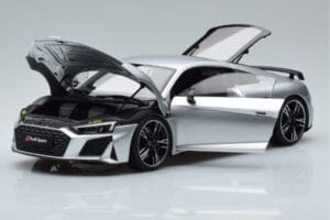 Audi R8 Performance Argent Kengfai 1:18 VAKF-0354 Métal Moulé — image 2 sur 10