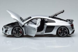 Audi R8 Performance Argent Kengfai 1:18 VAKF-0354 Métal Moulé — image 4 sur 10