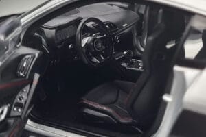Audi R8 Performance Argent Kengfai 1:18 VAKF-0354 Métal Moulé — image 8 sur 10