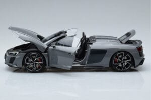 Audi R8 Spyder Performance Nardo Gris Kengfai 1:18 VAKF-0352 Métal Moulé — image 4 sur 11