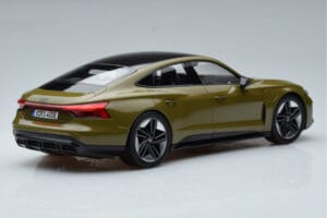 Audi RS E-Tron GT Olive Norev 1:18 188380 Métal Moulé — image 2 sur 6