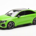 Audi RS3 8Y Berline Vert MCG 1:18