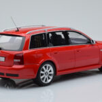 Audi RS4 B5 Avant Rouge Otto 1:18 - image 2 of 6