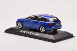 Audi RS6 C6 Sepang Bleu Minichamps 1:43 5010710223 Métal Moulé — image 3 sur 4