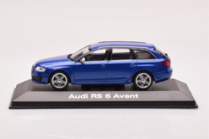 Audi RS6 C6 Sepang Bleu Minichamps 1:43