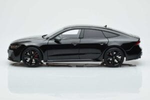 Audi RS7 C8 Sportback Foncé Kengfai 1:18 VAKF-0331 Résine — image 4 sur 7