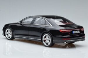 Audi S8 D5 Mythos Noir Asia Edition GT Spirit 1:18 CLDC019 Résine — image 5 sur 6