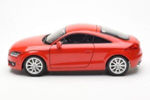 Audi TT 8J Rouge Métallique Minichamps 1:18 100015021 Métal Moulé — image 4 sur 8
