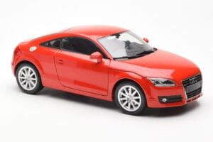 Audi TT 8J Rouge Métallique Minichamps 1:18 100015021 Métal Moulé — image 6 sur 8