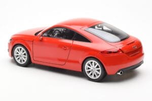 Audi TT 8J Rouge Métallique Minichamps 1:18 100015021 Métal Moulé — image 7 sur 8