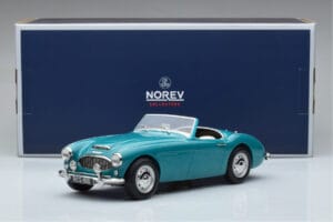 Austin-Healey 3000 Mk1 Roadster Norev 1:18 182600 Métal Moulé — image 6 sur 6