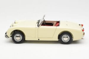 Austin-Healey Sprite Mk I Open Old English Blanc Kyosho 1:18 08953EW Métal Moulé — image 4 sur 8
