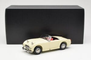 Austin-Healey Sprite Mk I Open Old English Blanc Kyosho 1:18 08953EW Métal Moulé — image 8 sur 8
