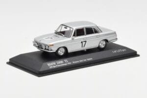 BMW 2000 Ti #17 J. Ickx / C. van Ophem Winners 24 Hours of Spa 1966 Minichamps 1:43 400662517 Métal Moulé — image 2 sur 4