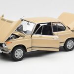 BMW 2002 Ti E10 Sahara Beige Kyosho 1:18 08541BG - image 2 of 8